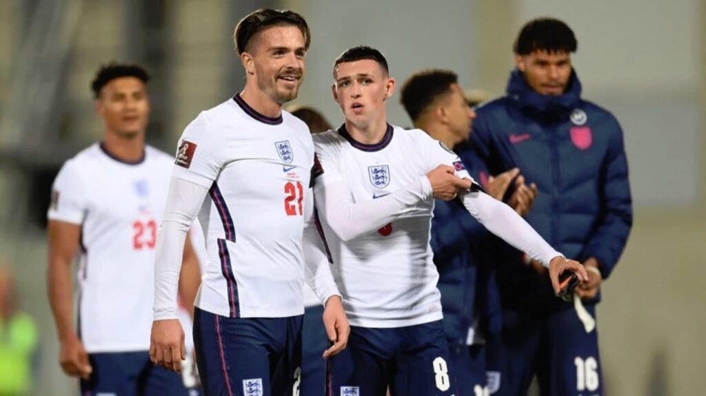 Phil Foden makes assist