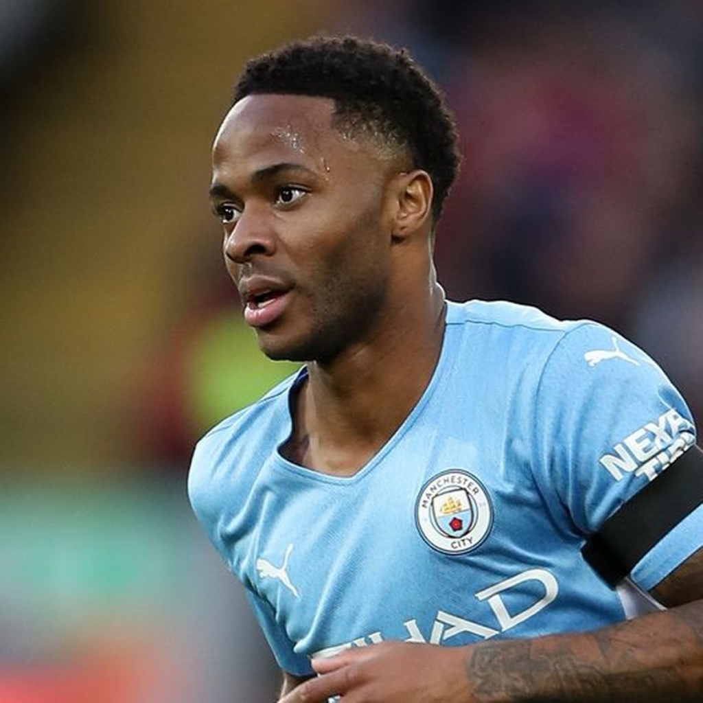 Sterling wants to compete for the future in Man City