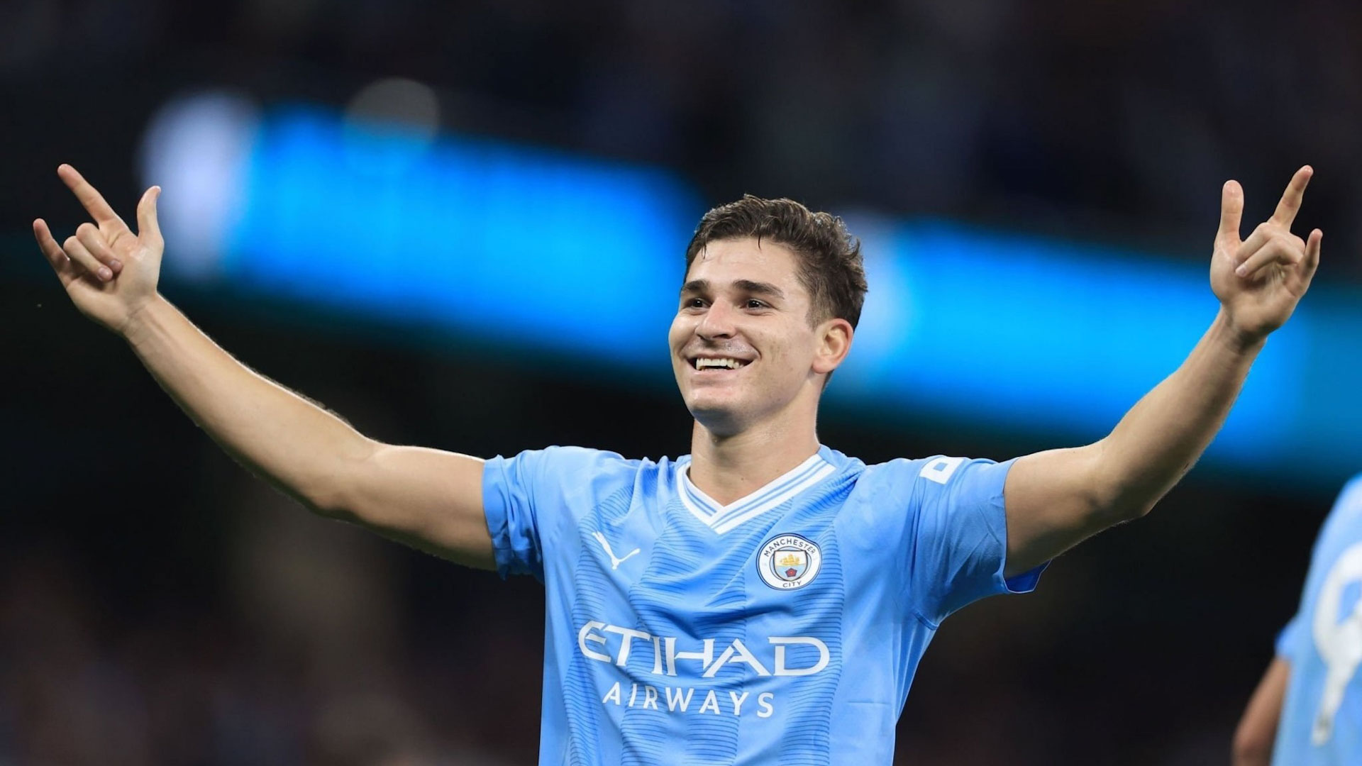 Read more about the article Alvarez brings City to a win over Newcastle